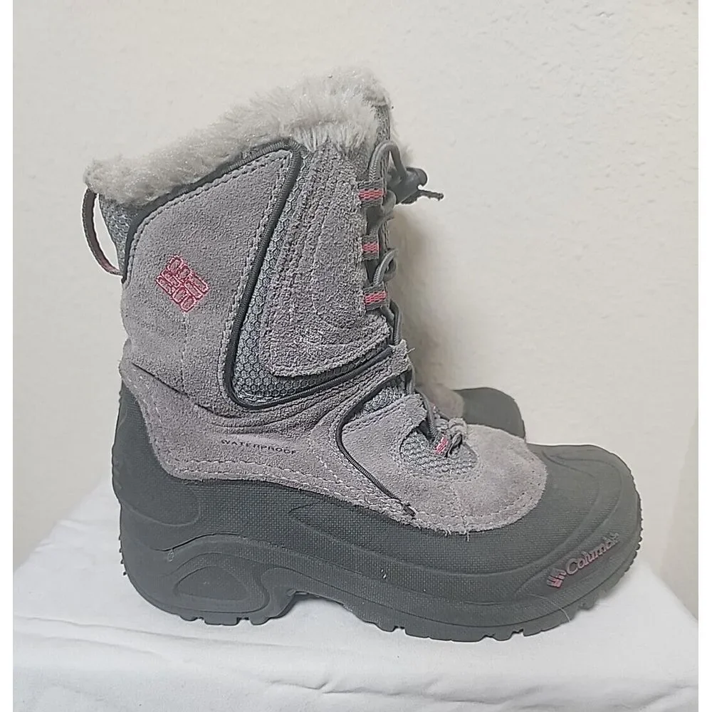Girl's‎ Columbia Gray Pink Snow Boots Size 3 Waterproof Sledding Winter Faux Fur